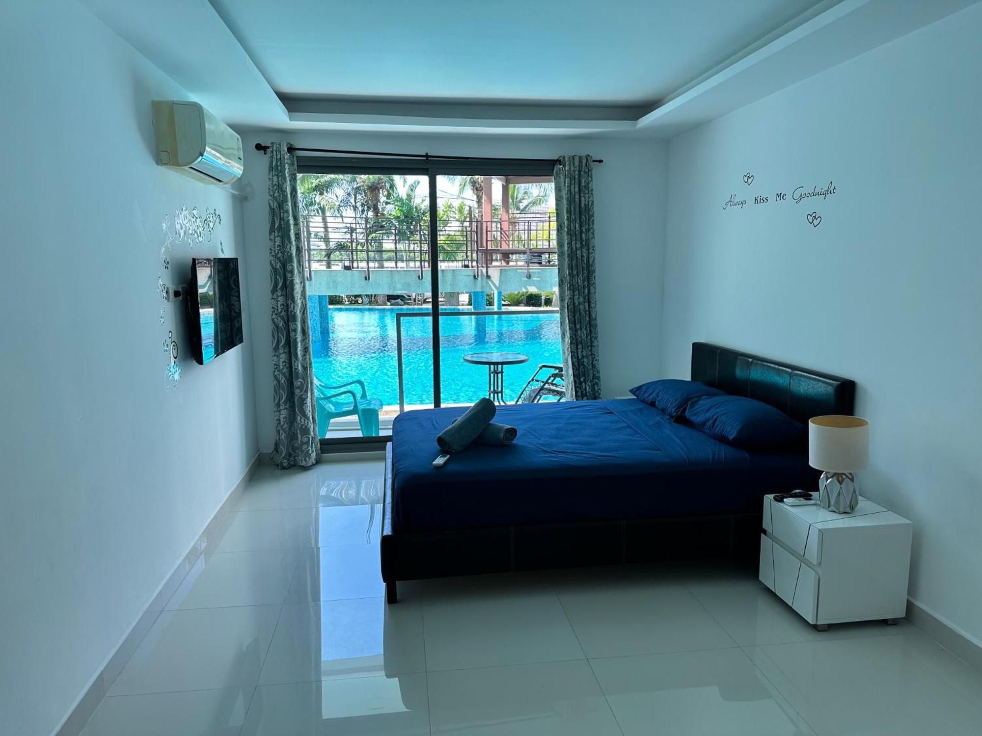 Laguna Beach Resort 3 The Maldives Джомтиен Бийч Екстериор снимка